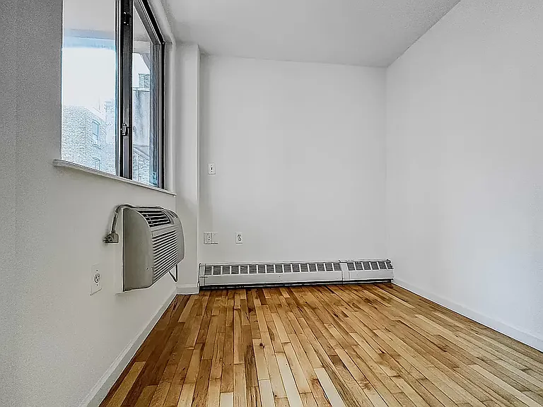 49 Ludlow St #7D — Photo 8