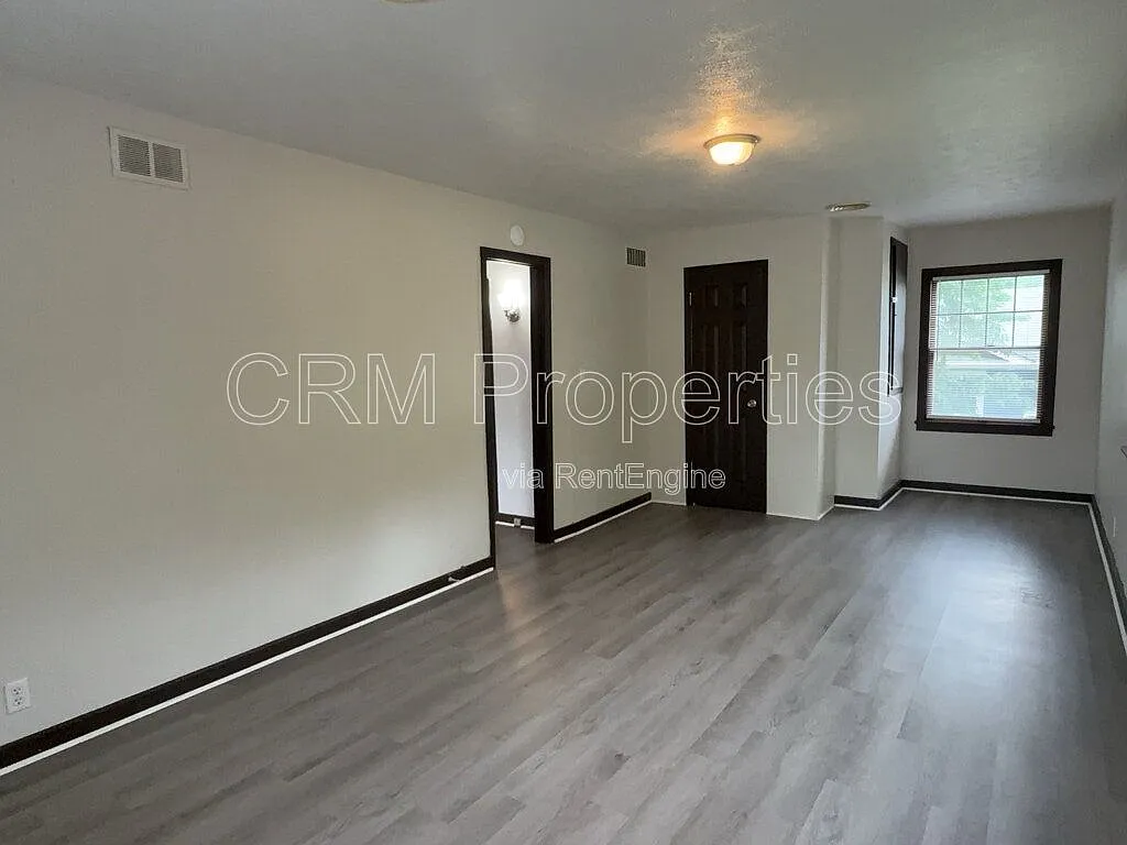 1 bed, 1.0 bath, 676 sqft, $745 — Photo 4