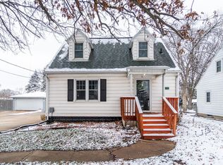 2036 Ansborough Ave, Waterloo, IA 50701