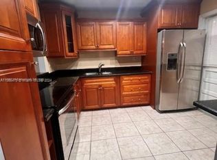 8161 SW 24th Ct APT 102, Fort Lauderdale, FL 33324
