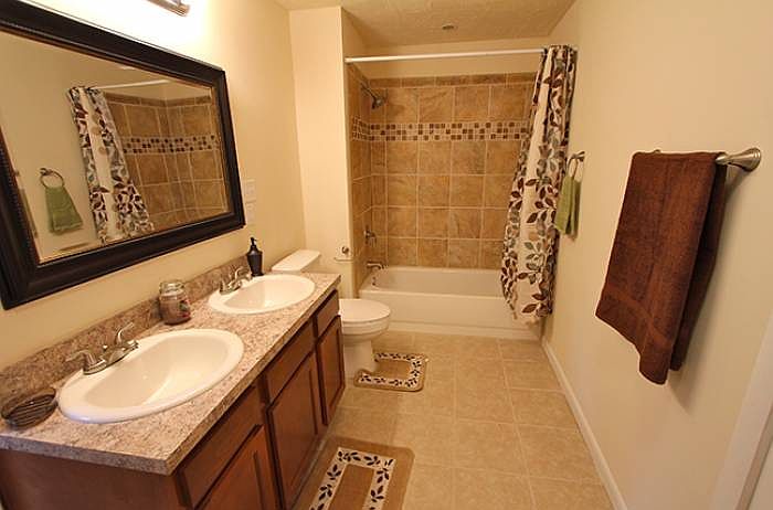 1st image of 10447 Greenmore Dr