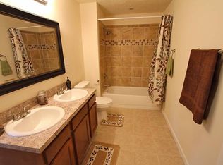 10447 Greenmore Dr, Jacksonville, FL 32246