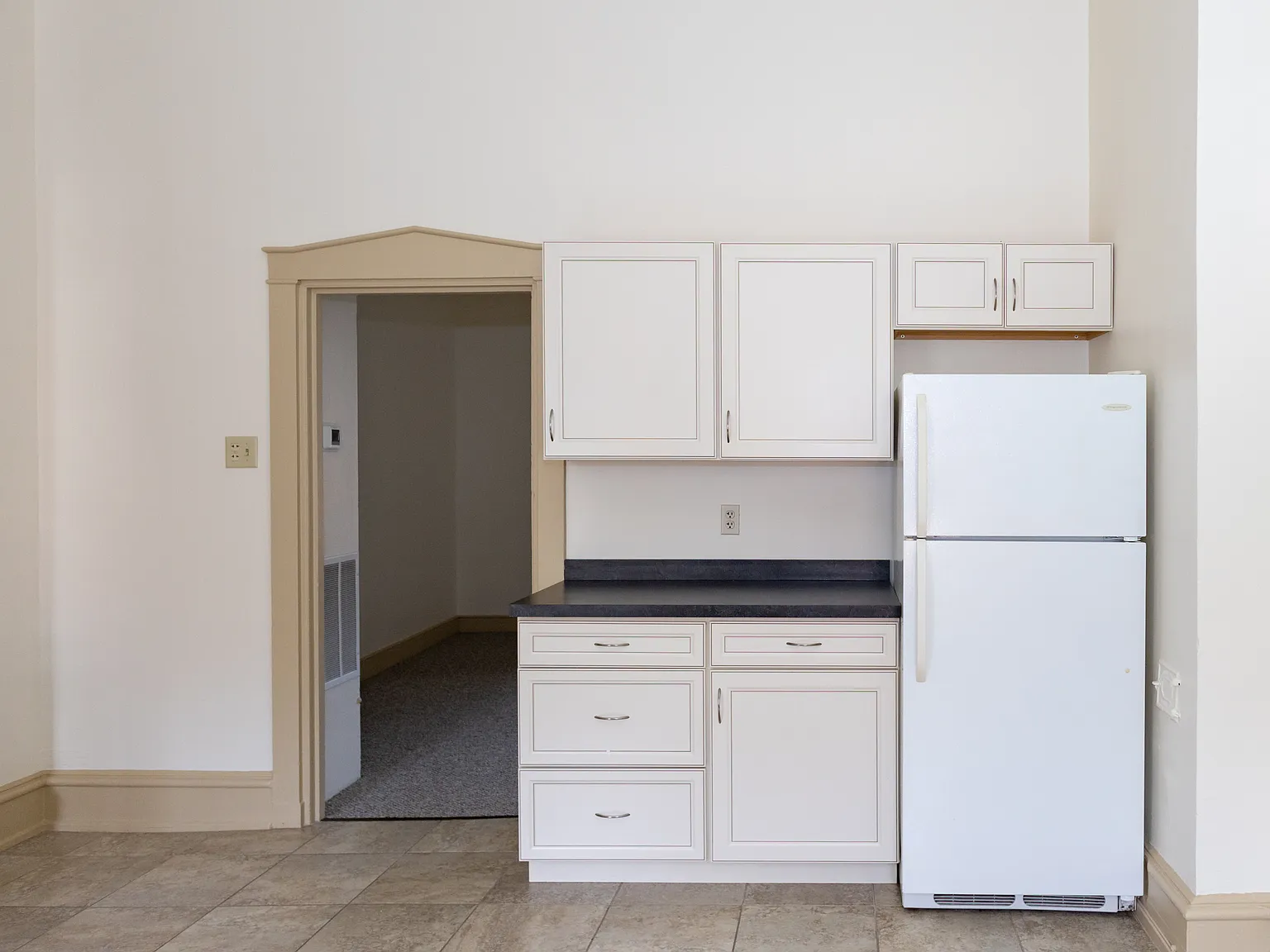Studio, 477 sqft, $1,150 — Photo 4