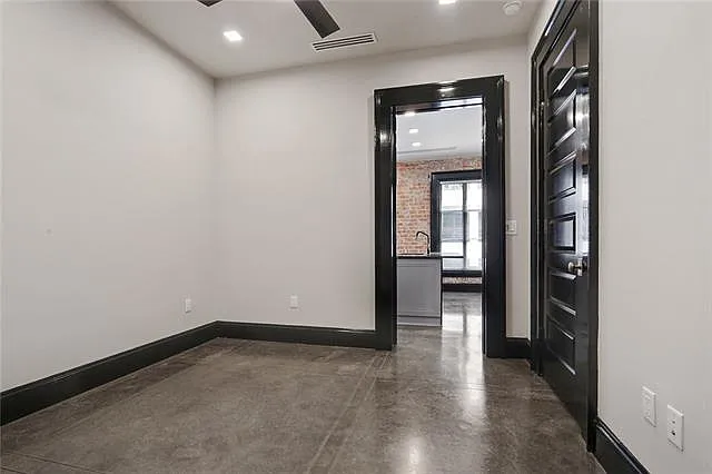 419 Carondelet St #403 — Photo 9