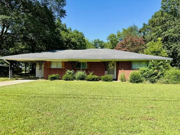 127 Oak St, Coffeeville, MS 38922