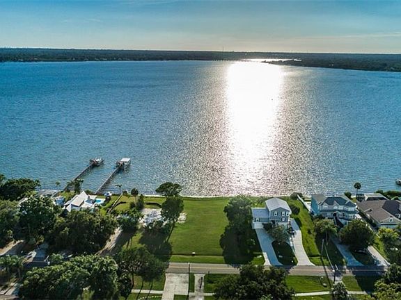 2nd image of 348 Shore Dr E