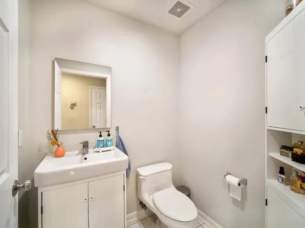 9 Legend Hills Drive image 19 of 19