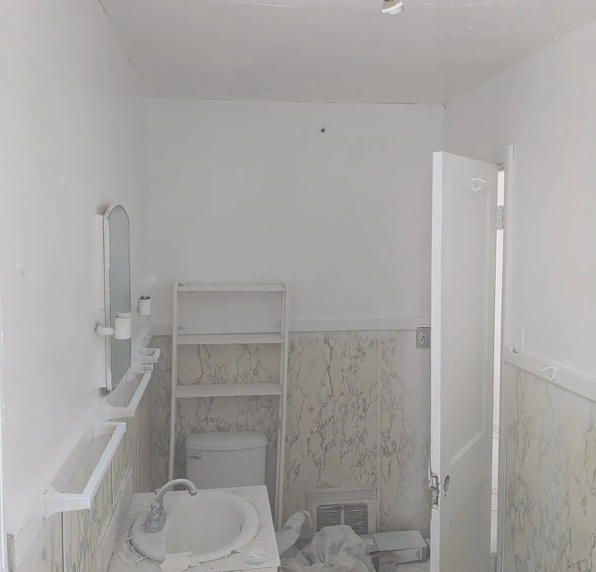 3 bed, 696 sqft, $1,050 — Photo 4