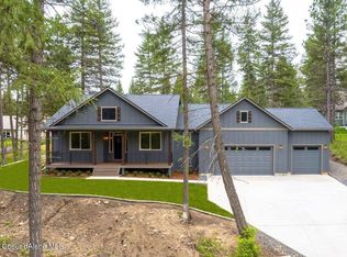 90 Sans Souci Dr, Blanchard, ID 83804
