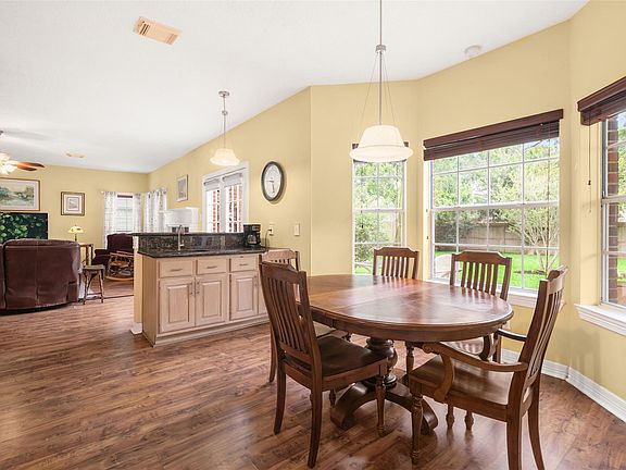5th image of 1735 Les Talley Dr