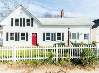7 Water St, Townsend, MA 01469