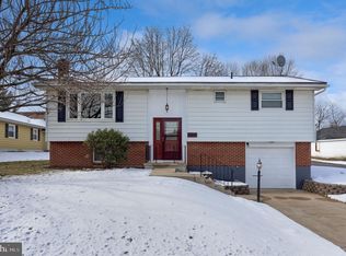355 E Fulton St, Ephrata, PA 17522