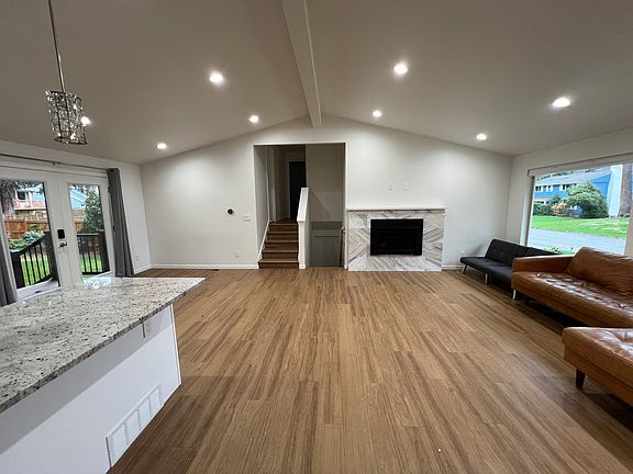 Living room with gas fireplace