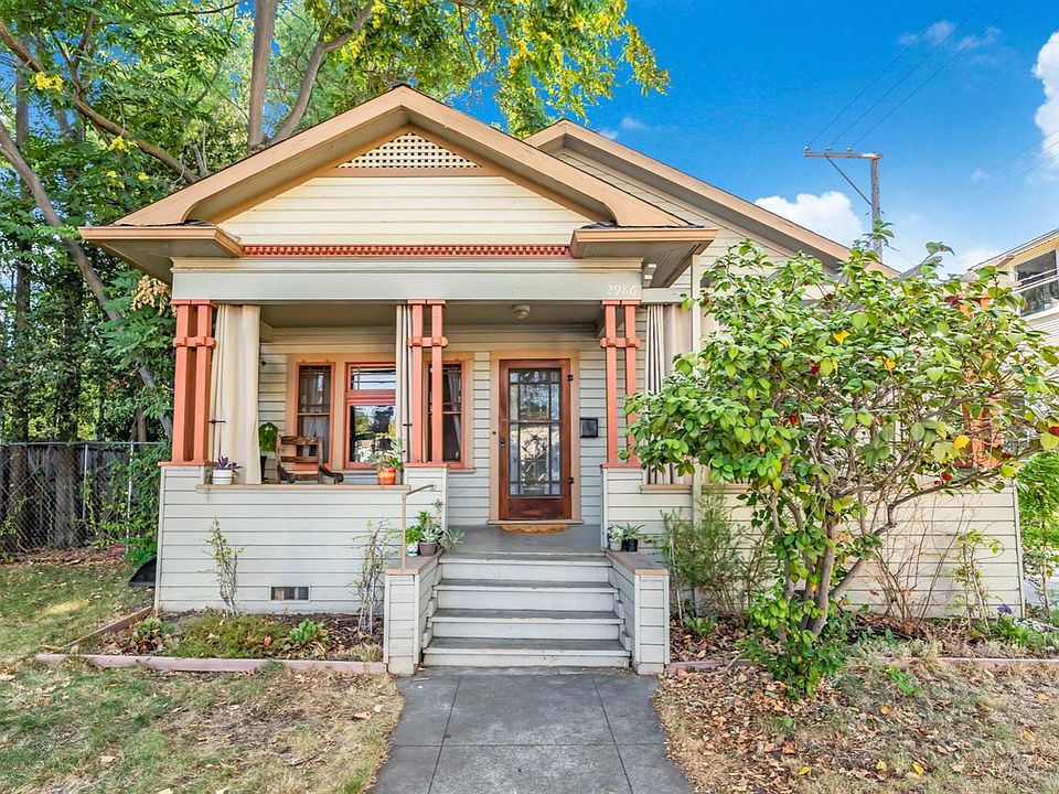 1st image of 2986 Franklin Blvd