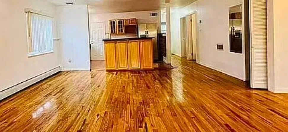 3 bed, 1450 sqft, $3,500 — Photo 2
