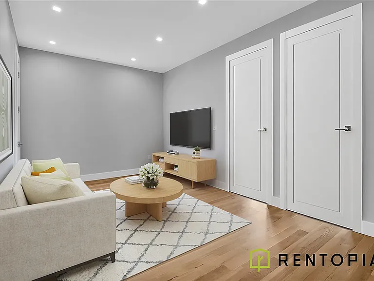 17 Palmetto St #3B — Photo 1