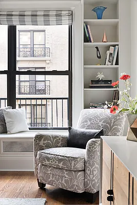 Sold by Compass | media 26