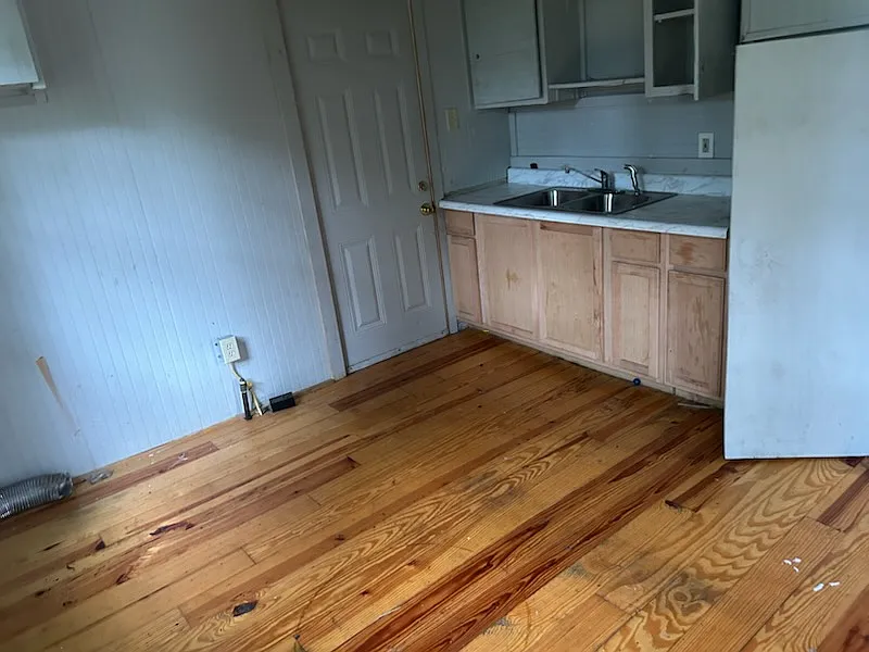 5736 Breckenridge Avenue - 1 — Photo 4