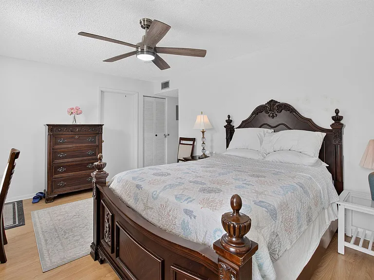 5037 Lakefront Blvd #A — Photo 23