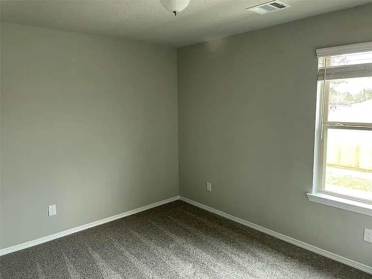 822 Redinger Ridge Dr — Photo 17