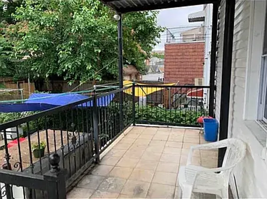 Rented by Voro, LLC | media 16