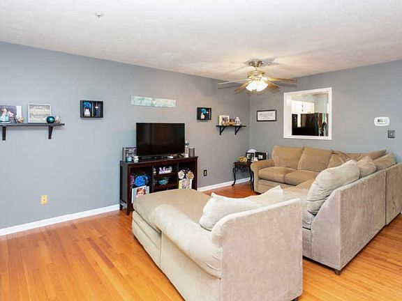4th image of 1216 Athens Ct