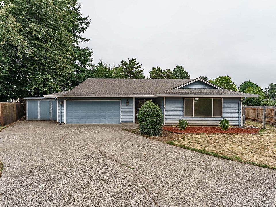 1st image of 307 SE 153rd Ct