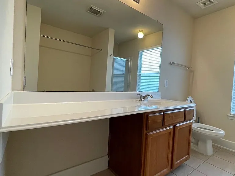 11928 Prior Park Dr — Photo 16