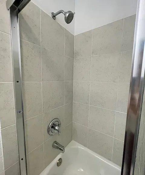 Genesis Apartments — Photo 42