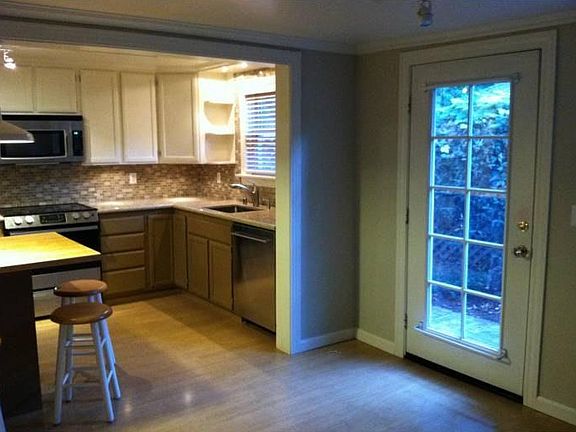 Kitchen island and Entry