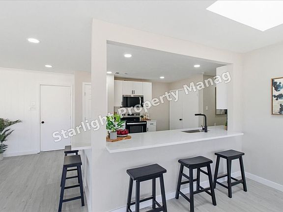 5th image of 1509 University Dr