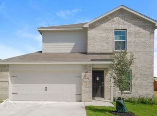 221 Riverdale Dr, Jarrell, TX 76537