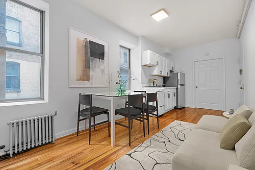 247 W 63rd St #1G Photo 1