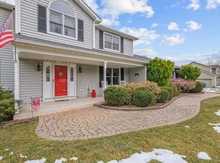 3 Morgan Ct, Central Valley, NY 10917