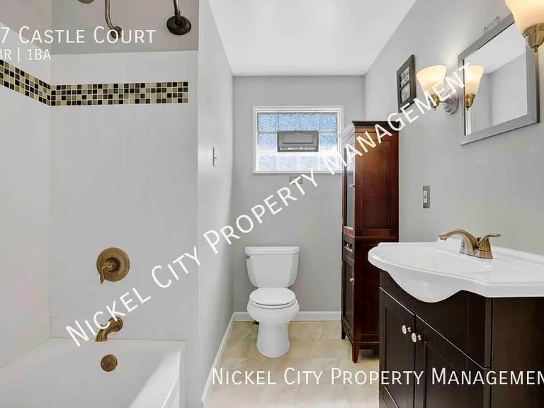 47 Castle Ct — Photo 15