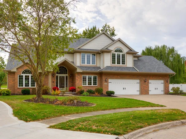 1824 NW 151st Ct, Clive, IA 50325