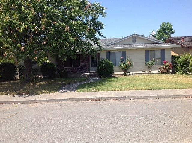 2nd image of 2223 Gateway Cir