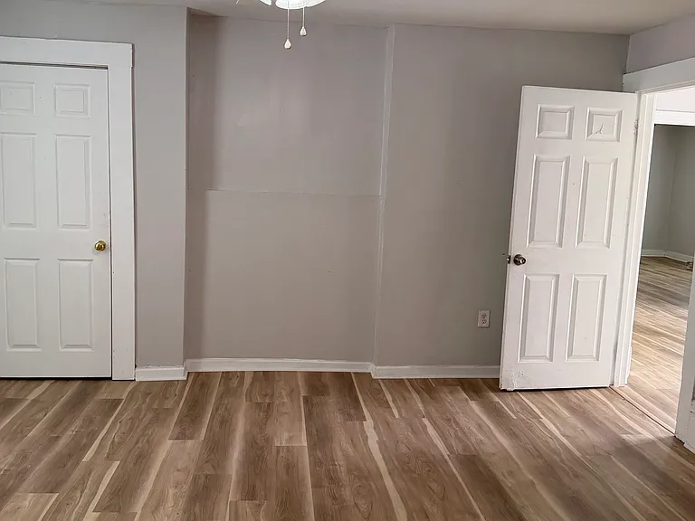 835 North Ave NW — Photo 12