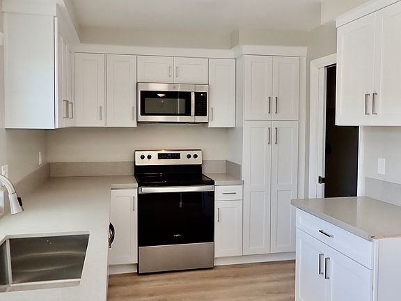 White, bright, completely remodeled kitchen