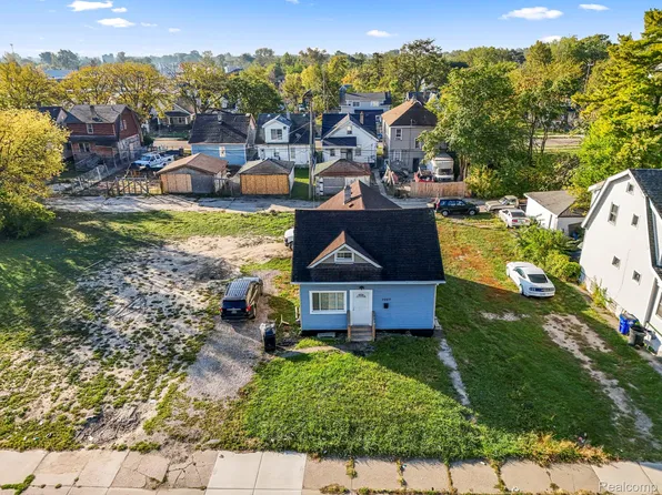 7007 Joy Rd, Detroit, MI 48204