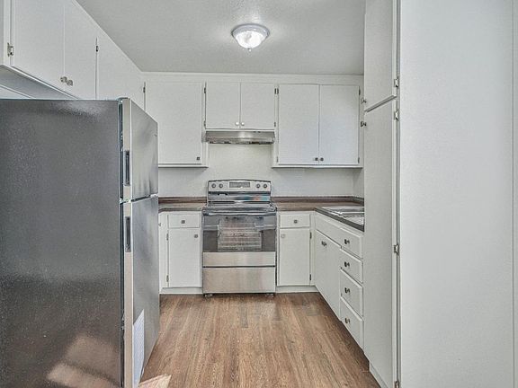 4th image of 290 Pennsylvania Dr