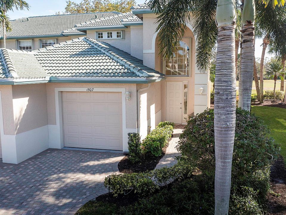 1st image of 1507 SE Prestwick Ln #8