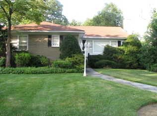 289 Roberts Rd, Orange, NJ 07050