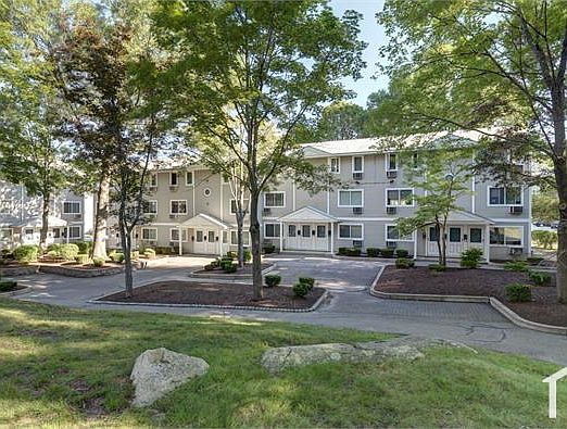 1st image of 469 Pine Grove Dr #0