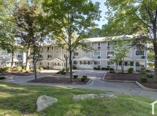 469 Pine Grove Dr #0, Brockton, MA 02301