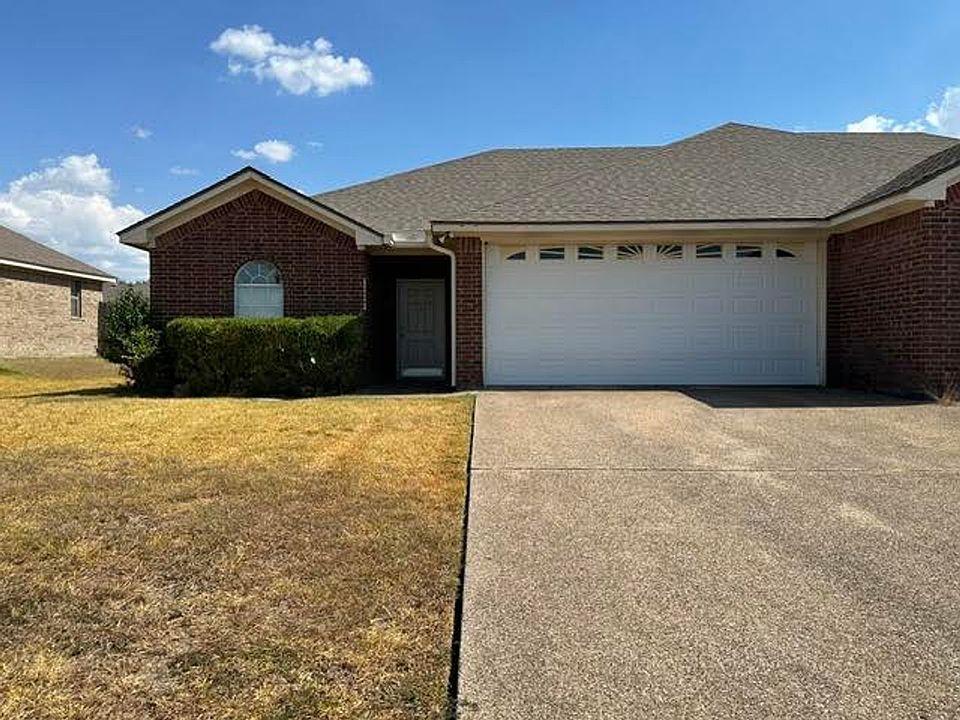 1st image of 3072 Clydesdale Way