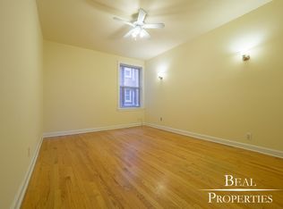 556 W Aldine Ave #W3, Chicago, IL 60657