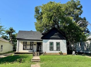 1313 Clinton Ave, Fort Worth, TX 76164