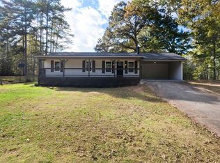 146 W Wedgewood Cir, Newnan, GA 30263