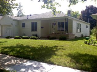 1607 S Walden Ave, Appleton, WI 54915